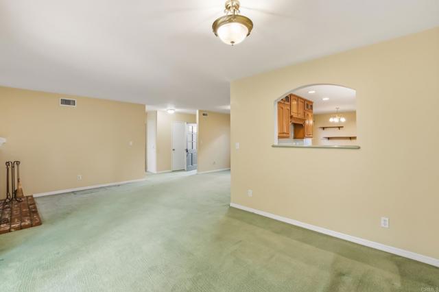 Detail Gallery Image 13 of 38 For 4367 Cannington Dr, San Diego,  CA 92117 - 3 Beds | 2 Baths