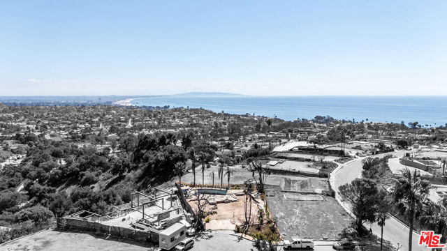 Drew Fenton | 16616 Merrivale Lane Pacific Palisades CA | MLS: 7485844 Drew Fenton | 16616 Merrivale Lane Pacific Palisades CA | MLS: 7485844