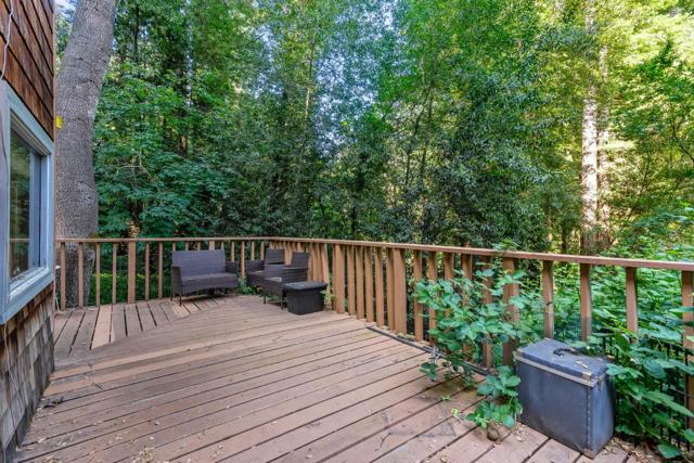 15040 Fern Avenue, Boulder Creek CA: https://media.crmls.org/mediaz/79f13db5-3bc7-4b6a-95da-0b68371711ab.jpg