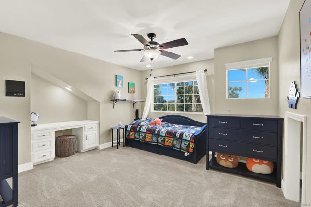 1033 1035 Summit Trl, Escondido CA: https://media.crmls.org/mediaz/79f1a9c4-404b-4910-9fa5-15111fefed80.jpg