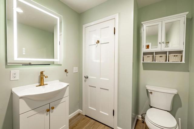 811 Alameda Avenue, Monterey CA: https://media.crmls.org/mediaz/79f1c904-e0c7-4596-9ec4-78f17ccde776.jpg