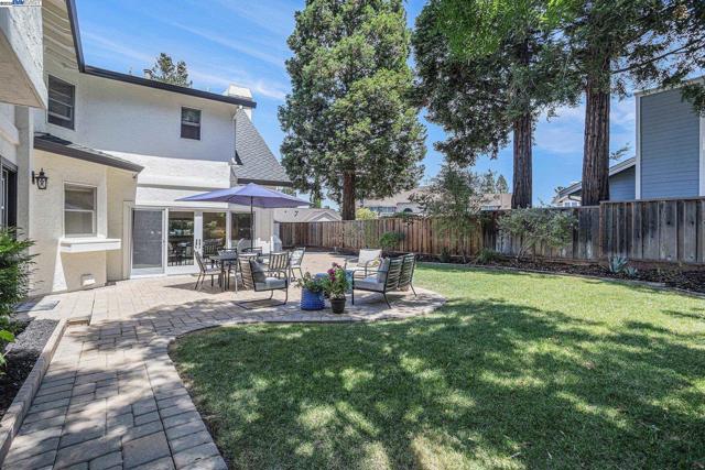 3868 Orion Ct, Pleasanton CA: https://media.crmls.org/mediaz/79f1e828-a002-49ae-bd00-5831b2730555.jpg