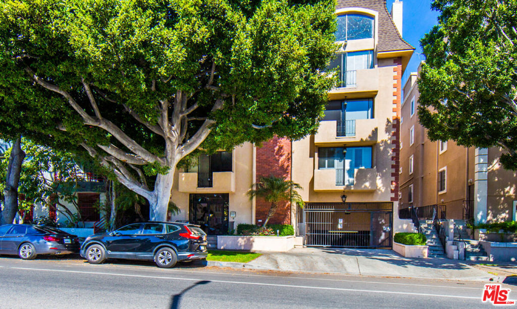 8909 Burton Way #202