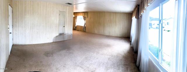 16 Isabel Avenue, Camarillo CA: https://media.crmls.org/mediaz/79f2ffbc-35ba-4db0-8cee-e37e048ba395.jpg