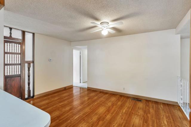 4083 Acapulco Drive, Campbell CA: https://media.crmls.org/mediaz/79f32b9d-4584-4dcb-91b8-e5b6f40c60ba.jpg