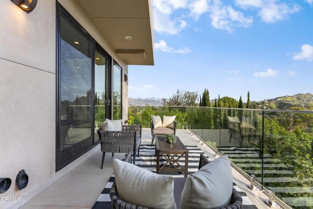 Detail Gallery Image 62 of 69 For 12480 Viewcrest Rd, Los Angeles,  CA 91604 - 5 Beds | 7 Baths