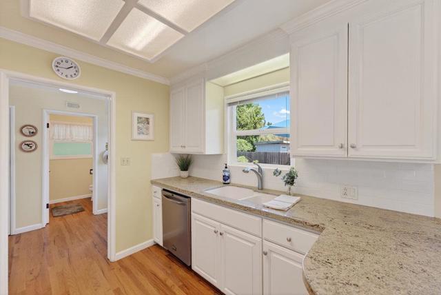 512 California Avenue, Santa Cruz CA: https://media.crmls.org/mediaz/79f3ee18-da75-4c6c-9fdb-9b7548f67369.jpg