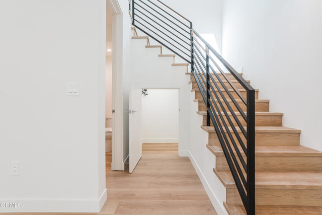 Detail Gallery Image 23 of 68 For 2821 Los Robles Rd, Thousand Oaks,  CA 91362 - 3 Beds | 2/1 Baths