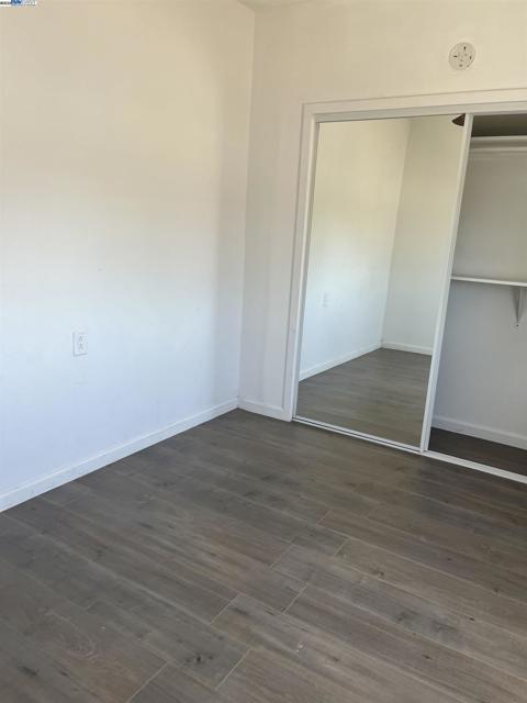 5419 S Harcourt Ave, Los Angeles CA: https://media.crmls.org/mediaz/79f51f32-fde1-4228-8b64-02b802d21107.jpg