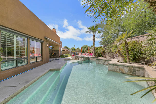 48749 Renewal Street, Indio CA: https://media.crmls.org/mediaz/79f5b9b2-b296-4241-a9c8-72a53a774026.jpg