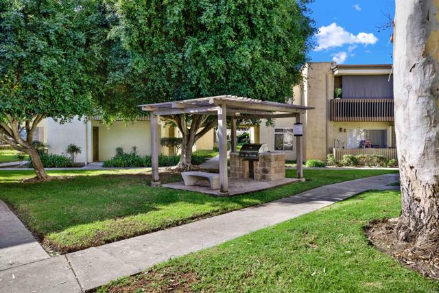 Detail Gallery Image 18 of 21 For 432 Edgehill Ln #169,  Oceanside,  CA 92054 - 2 Beds | 1 Baths