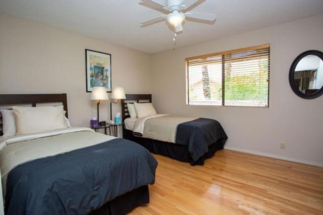 Image 21 of 36 For 37882 Los Cocos Drive