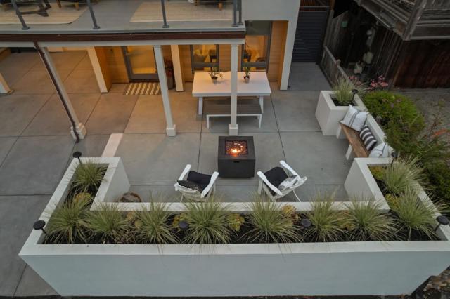 237 21st Avenue, Santa Cruz CA: https://media.crmls.org/mediaz/79f6ec00-65c7-4075-abba-0d575881801b.jpg