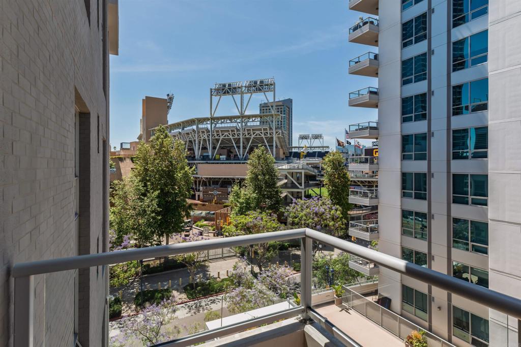 206 Park Boulevard - photo 9