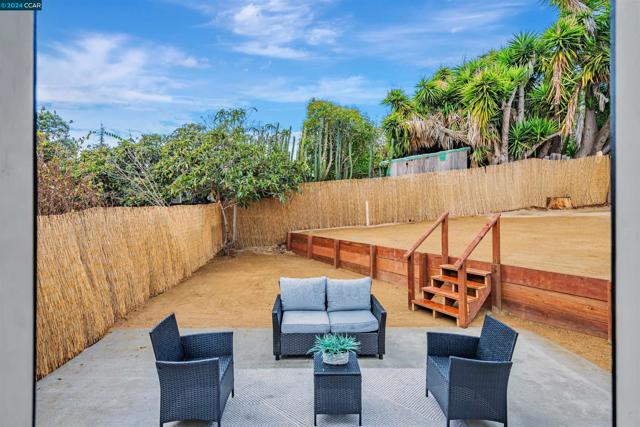 Image 32 of 35 For 1607 Santa Clara St