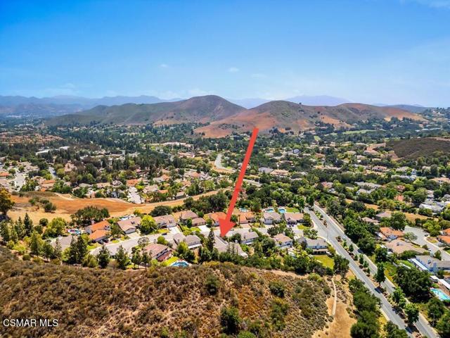 4953 Kilburn Court, Oak Park CA: https://media.crmls.org/mediaz/79f88cb1-57a9-48e8-9f75-a99df8b4249b.jpg