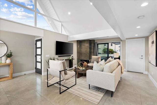 491 Prospect Street, Newport Beach CA: https://media.crmls.org/mediaz/79f8e186-2e1c-4527-a086-5a035b388a3d.jpg