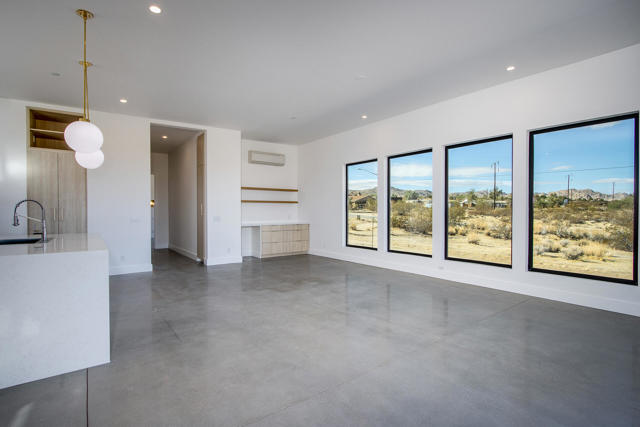 66050 Cottonwood Drive, Joshua Tree CA: https://media.crmls.org/mediaz/79f938b4-bb57-4ee9-ad1d-3f56d5bfccdd.jpg