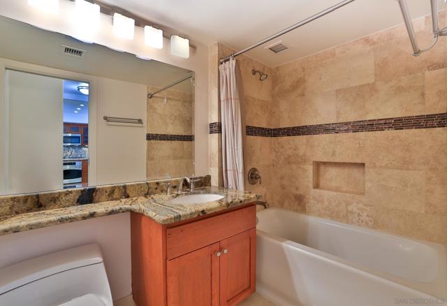 500 W Harbor Dr, San Diego CA: https://media.crmls.org/mediaz/79f9d161-34f4-4efd-a03f-a0eaad1a7094.jpg