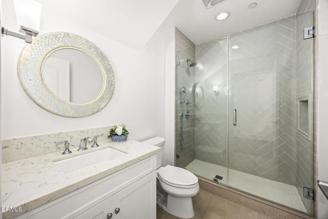 Detail Gallery Image 17 of 39 For 4361 Bel Air Dr, La Canada Flintridge,  CA 91011 - 4 Beds | 4 Baths