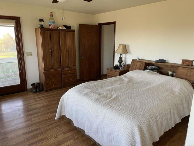 17910 Bluegrass Road, Ramona CA: https://media.crmls.org/mediaz/79fc0149-45d2-46d8-84bb-df8f46e5cc71.jpg