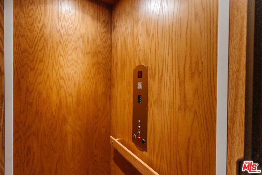 MLS #25494349 image #21