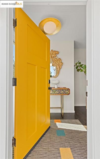 1000 Navellier St, El Cerrito CA: https://media.crmls.org/mediaz/79fdccd2-0e4c-4cdc-957d-a273ad072ed8.jpg