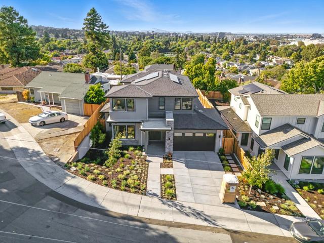 312 W 39th Avenue, San Mateo CA: https://media.crmls.org/mediaz/79ff256c-d8b8-45da-b7a2-e8b68a4b82f3.jpg