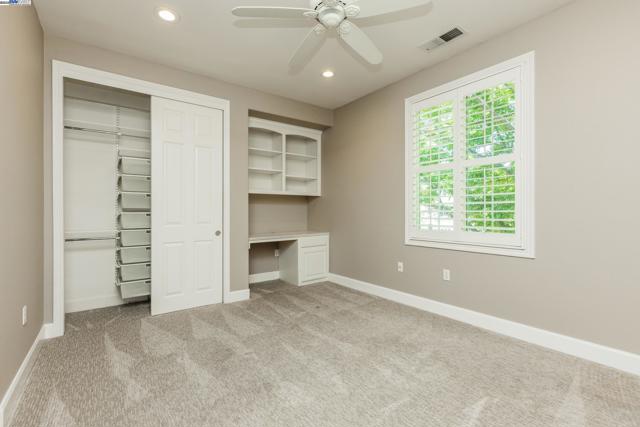 5633 Selena Ct, Pleasanton CA: https://media.crmls.org/mediaz/79ff8cd4-86a2-40b2-8c4c-a55931ce7cae.jpg