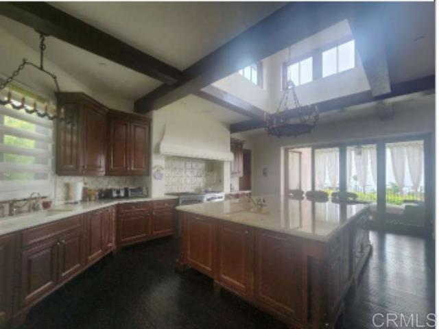 Detail Gallery Image 4 of 21 For 6540 El Camino Del Teatro, La Jolla,  CA 92037 - 5 Beds | 6 Baths