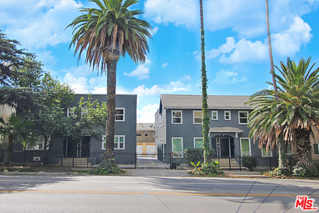 5528 Franklin Ave, Los Angeles, CA 90028