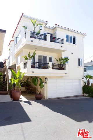 95 CREST Drive, Manhattan Beach, California 90266, 3 Bedrooms Bedrooms, ,3 BathroomsBathrooms,Residential,Sold,CREST,17221252