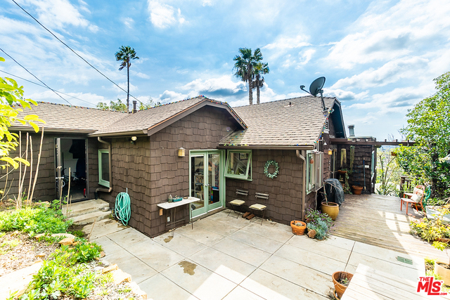 3872 Clayton Ave, Los Angeles, CA 90027