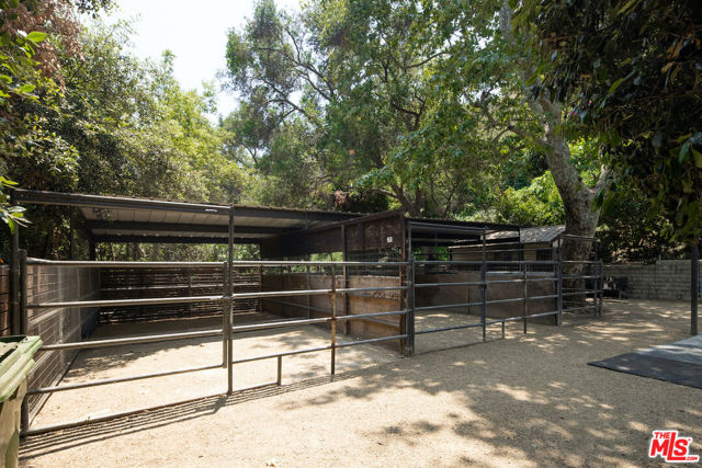 1787 Old Ranch Rd, Los Angeles, CA 90049