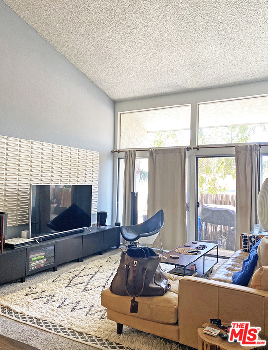 605 Prospect Avenue, Redondo Beach, California 90277, 1 Bedroom Bedrooms, ,1 BathroomBathrooms,Residential,Sold,Prospect,21770878