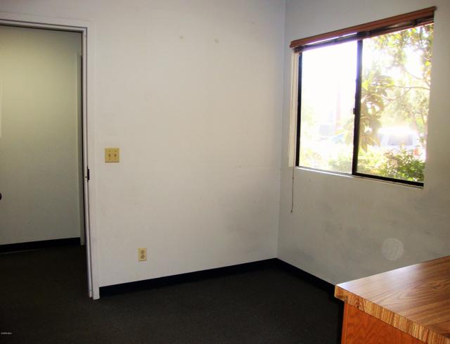 811 Telegraph Road, Santa Paula, California 93060, ,Commercial Sale,For Sale,Telegraph,220001471