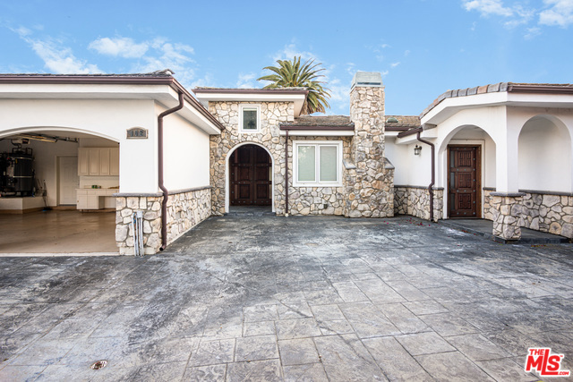 Photo of 108 ROCKINGHORSE Road, Rancho Palos Verdes, CA 90275