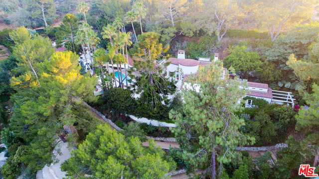 7310 Mulholland Dr, Los Angeles, CA 90046