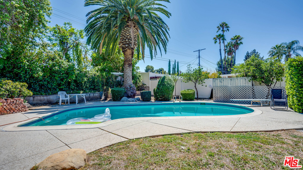 18334 Hiawatha Street Northridge, California Location Location Location!!! Fixer with lots of potential, 3 Bed 2 bath open floor plan home located in a beautiful Porter Ranch area, highly desired Granada Charter school district. Home is located on a quiet three lined street, large flat yard with sparking pool, above ground spa and green luscious backyard. This home is perfect for any family and to entertain your friends on a hot summer day.