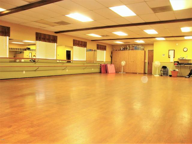 811 Telegraph Road, Santa Paula, California 93060, ,Commercial Sale,For Sale,Telegraph,220001471