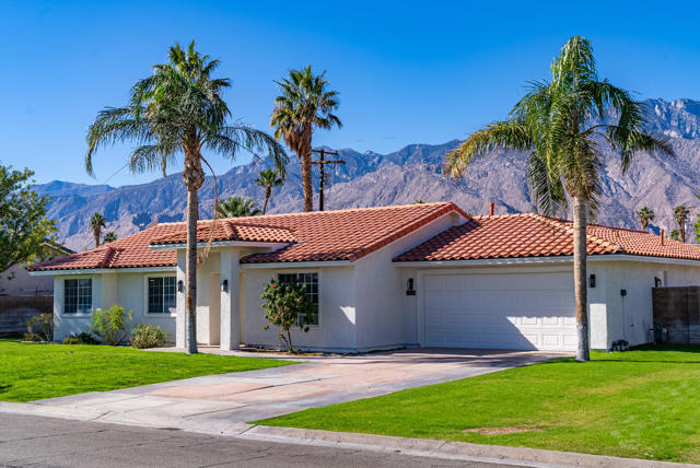 1843 N Whitewater Club Drive, Palm Springs CA: https://media.crmls.org/mediaz/7a030379-2fbf-4de7-a264-7846833d2269.jpg