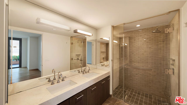 Image 31 of 60 For 1755 Ocean Avenue 303