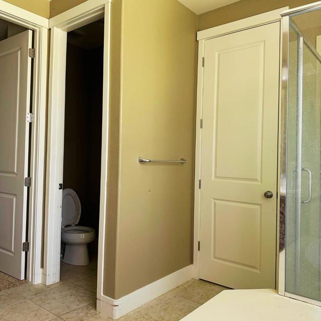 1646 Foxtail Court, Hollister CA: https://media.crmls.org/mediaz/7a0402da-14a7-449e-bd30-1440c716e1b9.jpg
