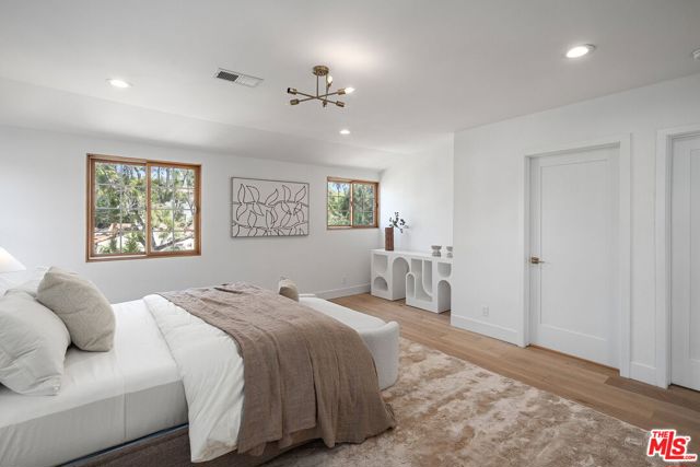 10436 Cheviot Drive, Los Angeles CA: https://media.crmls.org/mediaz/7a0405e2-49ec-4c83-a55c-592c93ec5371.jpg