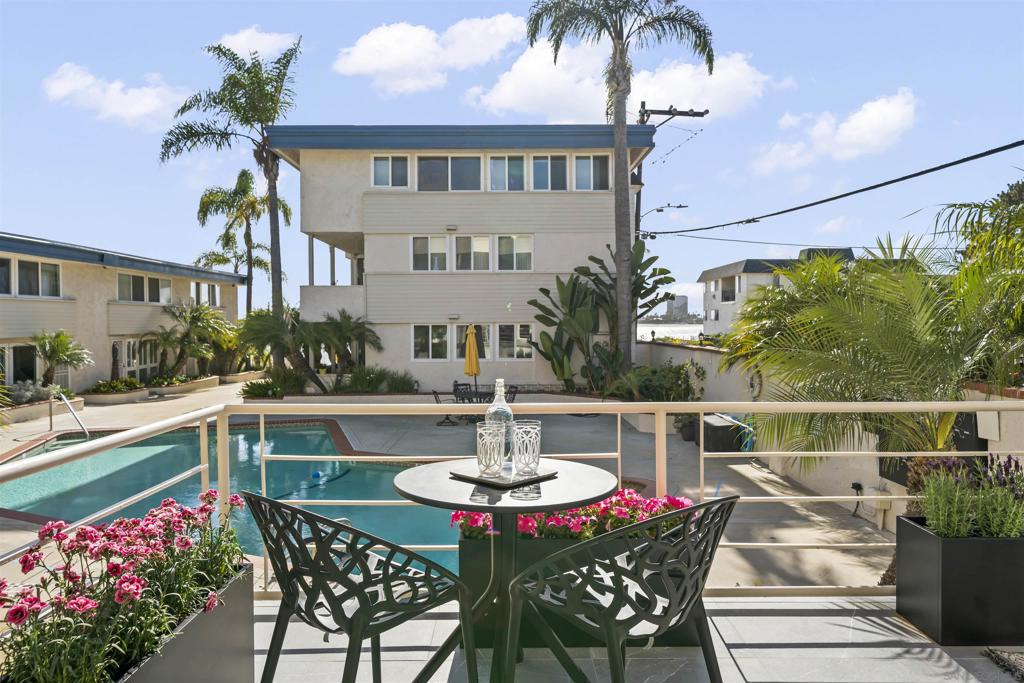 3920 Riviera Dr - photo 6