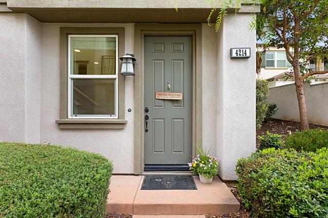 Detail Gallery Image 2 of 42 For 4214 Mission Ranch Way, Oceanside,  CA 92057 - 2 Beds | 2/1 Baths