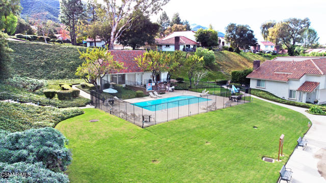 607 Valley Oak Lane, Newbury Park CA: https://media.crmls.org/mediaz/7a06ee66-2e80-401d-8d5c-aa9727dcca94.jpg