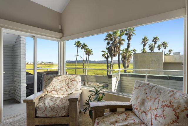 1288 Seacoast Dr., Imperial Beach CA: https://media.crmls.org/mediaz/7a0888f4-6e49-45ee-ac12-871f5f84eb64.jpg