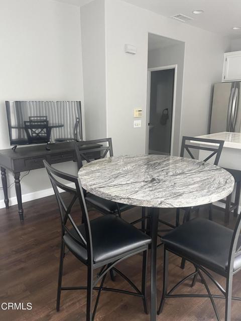 Detail Gallery Image 9 of 23 For 1027 Corte Primavera, Oxnard,  CA 93030 - 3 Beds | 2/1 Baths