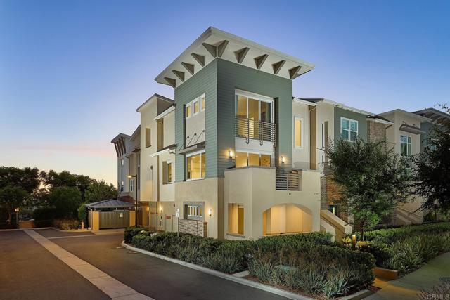 6140 Colt Place, Carlsbad CA: https://media.crmls.org/mediaz/7a0b1617-5772-4ed9-8c52-588abb4c4ada.jpg